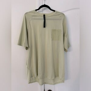 LULULEMON Ventilated Hiking Short-Sleeve Shirt (Color: Dewy)